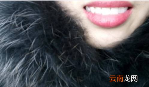 牙黄变白的简单方法 来试试柠檬和小苏打吧