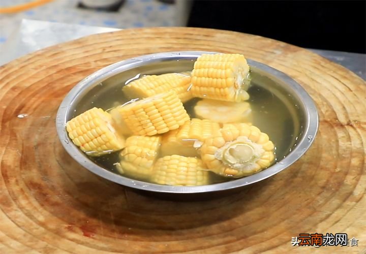 玉米排骨最家常做法 排骨汤怎么炖最有营养