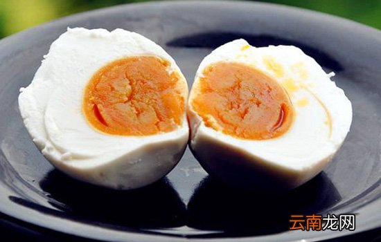 咸鸭蛋什么人群不能吃 6类人群需慎吃咸鸭蛋