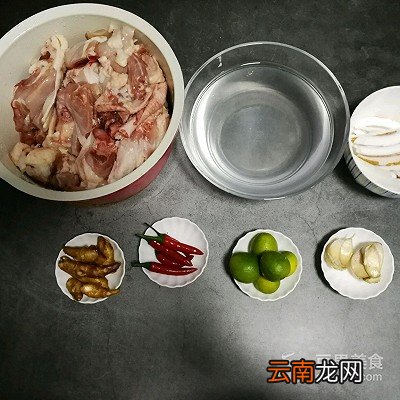 椰子鸡的做法步骤 椰子鸡的做法