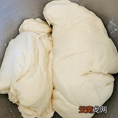 制作披萨的方法和材料 披萨的制作方法