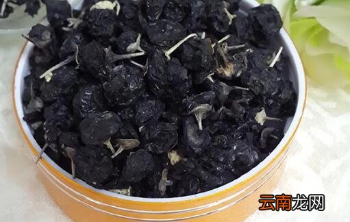 黑枸杞用多少度开水泡最好 黑枸杞一次泡几粒效果好