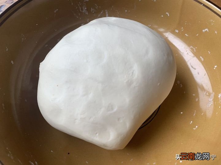 饺子皮用硬面还是软面 饺子皮怎么和面