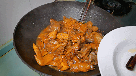 红烧鸡块怎么做才好吃 红烧鸡块怎么烧好吃又嫩