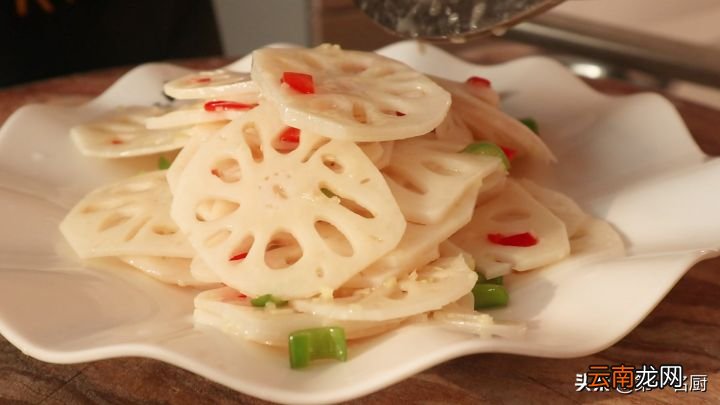 饭店凉拌藕片为啥那么好吃 凉拌莲藕的做法