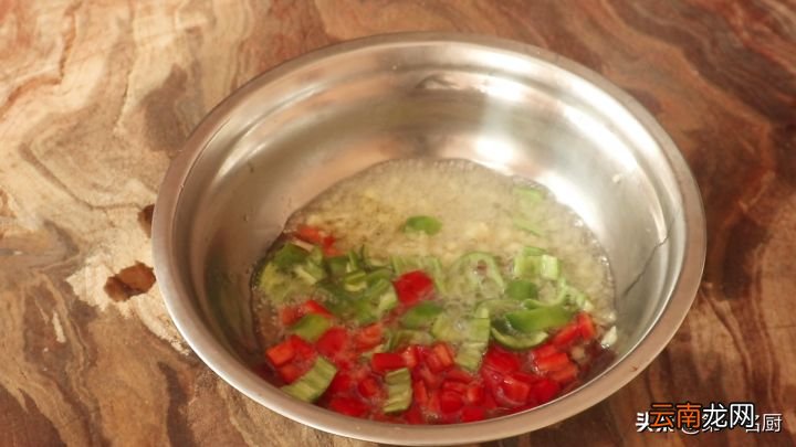 饭店凉拌藕片为啥那么好吃 凉拌莲藕的做法