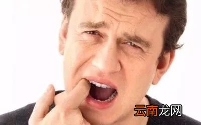 经常塞牙是什么原因 塞牙的危害可不能忽视