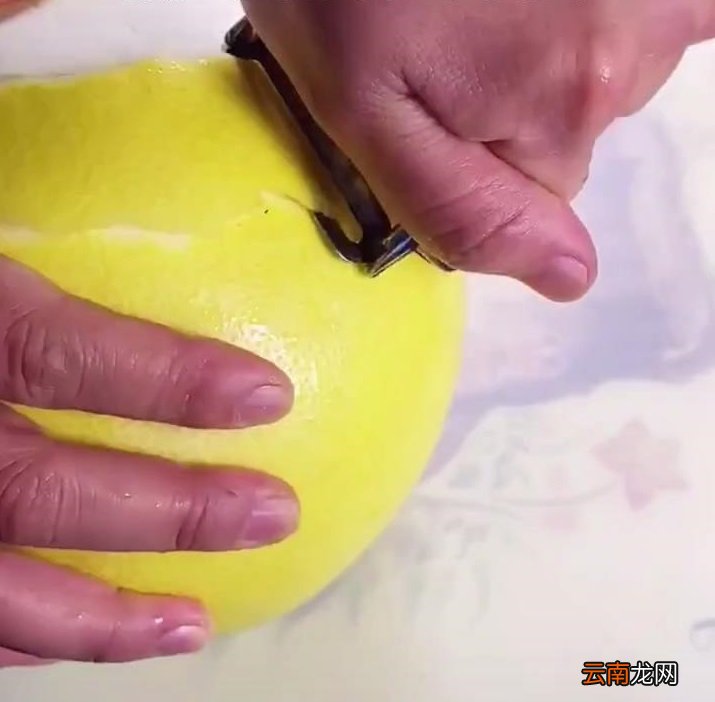 教你做蜂蜜柚子酱 蜂蜜柚子酱功效与禁忌