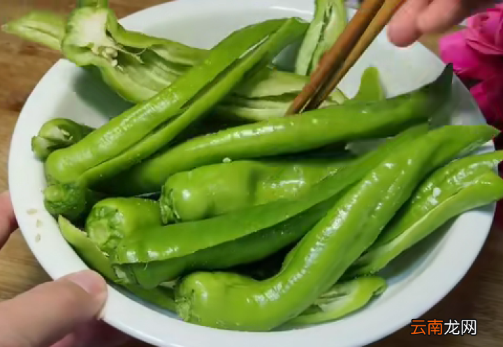 用了30年的腌制辣椒老方法 辣椒怎么腌制好吃