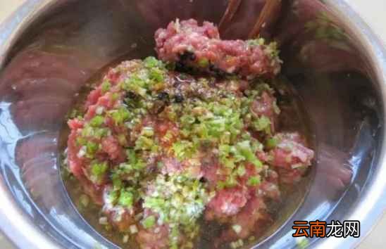 饺子怎么煮好吃 来试试酸汤水饺吧