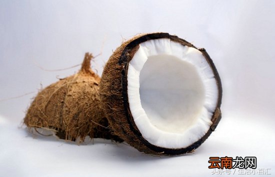 喝椰子有什么好处和禁忌 椰子汁的功效与禁忌