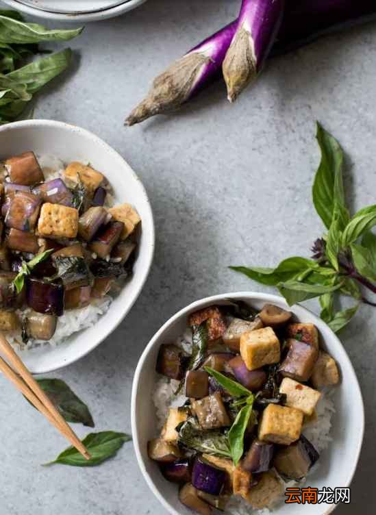 常吃茄子有什么好处 它还能美白抗衰老哟