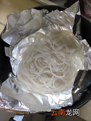 花甲粉丝的做法 花甲和粉丝的完美结合