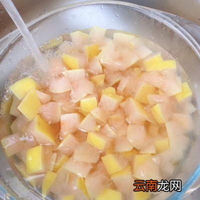 分享给你们我家祖传的柚子糖的做法 柚子糖的制作方法