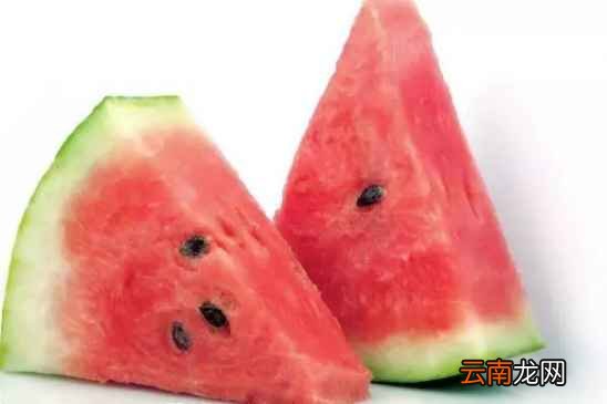 一次吃多少西瓜合适 怎么吃才最好呢
