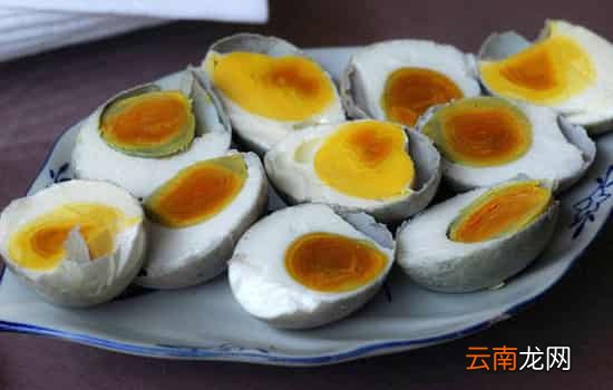 端午节为什么要吃咸鸭蛋 粽子搭配咸蛋才算真正过端午