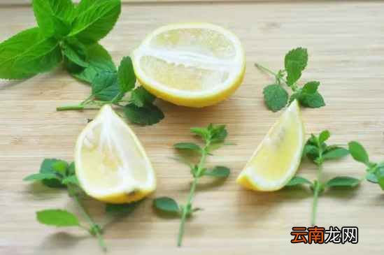 水果棒冰怎么做 健康低卡配方让你冰爽一夏