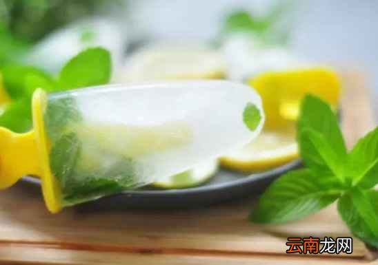 水果棒冰怎么做 健康低卡配方让你冰爽一夏