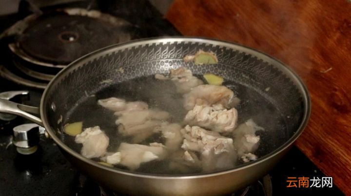 只需4味调料好喝无膻味 煮羊肉需要哪些调料