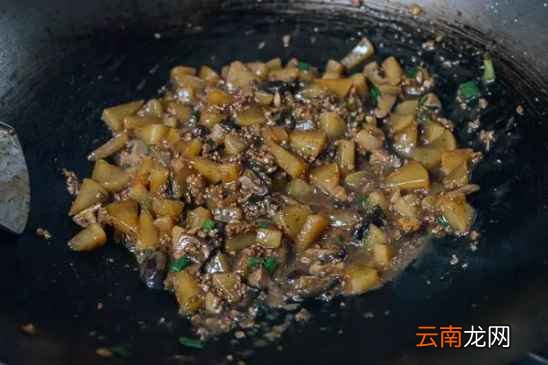 萝卜拌饭怎么做 真的好吃到飞起