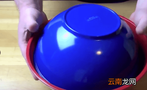 剥大蒜头最快方法 再也不用苦恼剥蒜了
