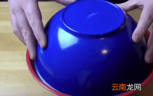 剥大蒜头最快方法 再也不用苦恼剥蒜了