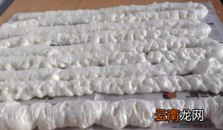 衣服被发泡胶粘了怎么办-发泡胶有腐蚀性吗