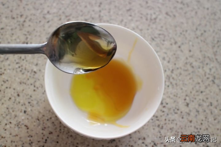 想吃烤鸡翅不用买 烤箱烤鸡翅温度和时间