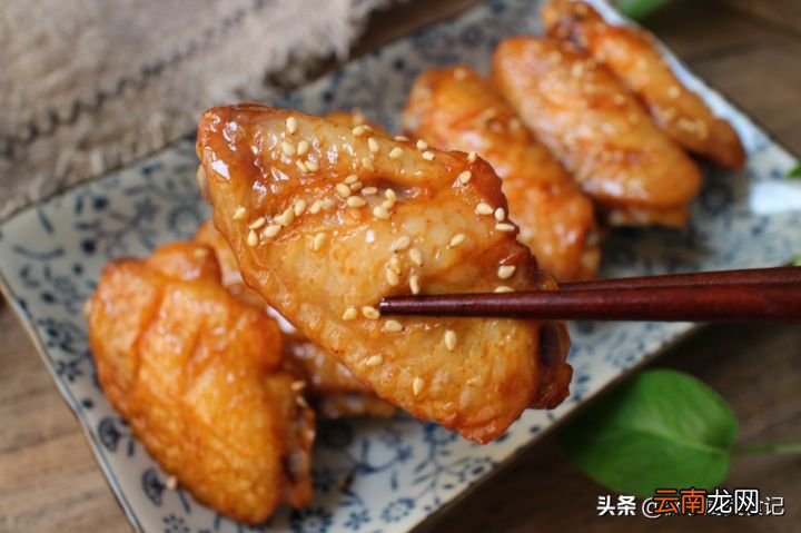 想吃烤鸡翅不用买 烤箱烤鸡翅温度和时间