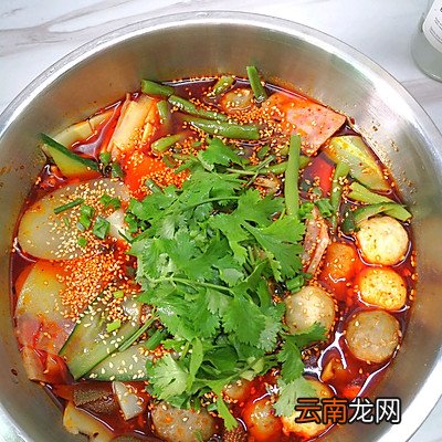 钵钵鸡的家常做法 钵钵鸡的菜品有哪些