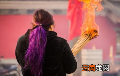 2022年除夕上香还是初一上香-除夕上香有啥讲究