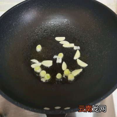 虾仁炒西兰花 虾仁炒什么好吃