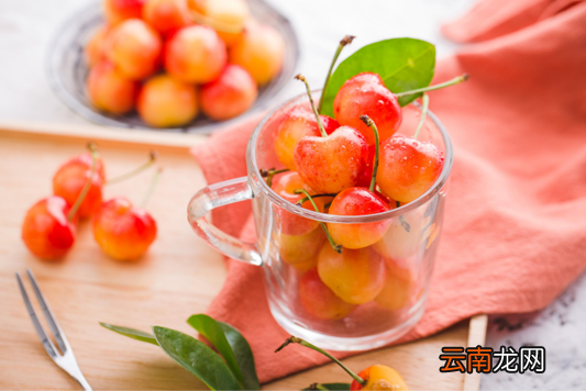 黄金车厘子和红车厘子哪个好吃-黄金车厘子和红车厘子哪个甜