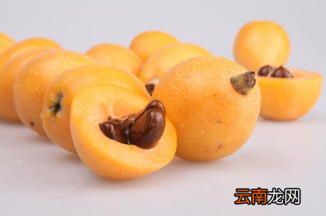 几个月宝宝可以吃枇杷 枇杷小孩可以吃吗
