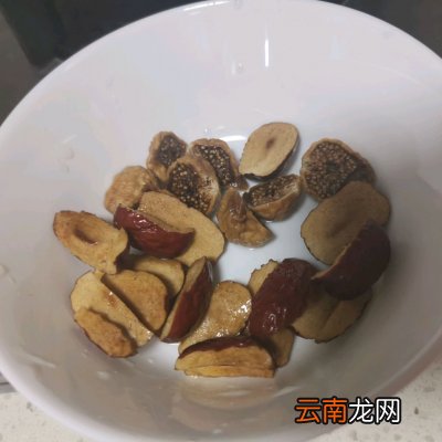 做法简单零失败的清炖鸡汤 母鸡汤怎么炖最有营养又好吃