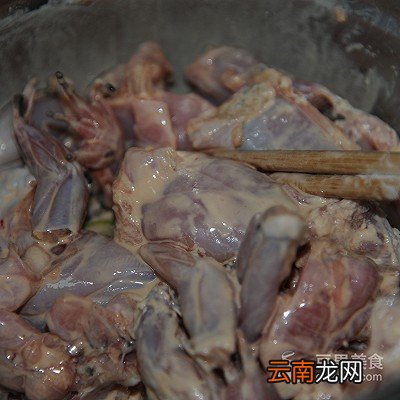 泡椒柠檬牛蛙的做法 牛蛙要煮多久才熟