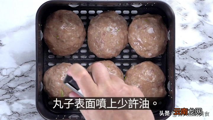 淮扬菜狮子头的做法 狮子头是哪里的菜