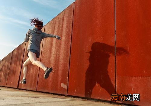 刚运动完可以洗脸吗,运动后多久可以洗脸