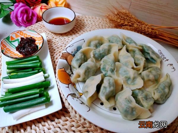 比海鲜还鲜的荠菜馅饺子 荠菜饺子馅怎么调才好吃