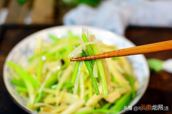 芹菜和这两种蔬菜一起炒 芹菜炒什么配菜好吃
