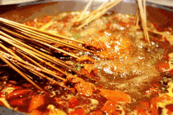 冒菜和麻辣烫有什么不一样 冒菜是什么