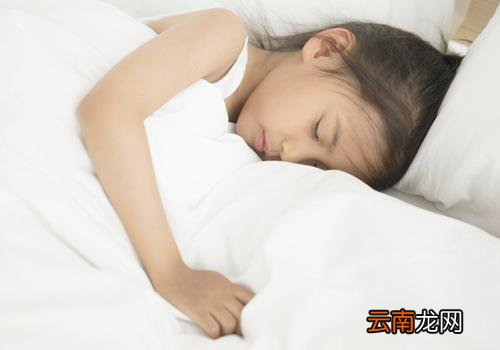 睡午睡头痛是怎么回事 这5点千万要注意