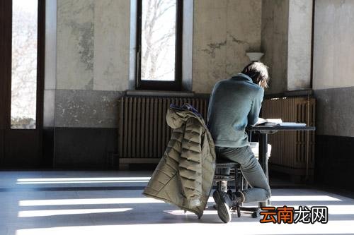聚酯纤维袄子怎么洗,聚酯纤维袄子穿多久洗