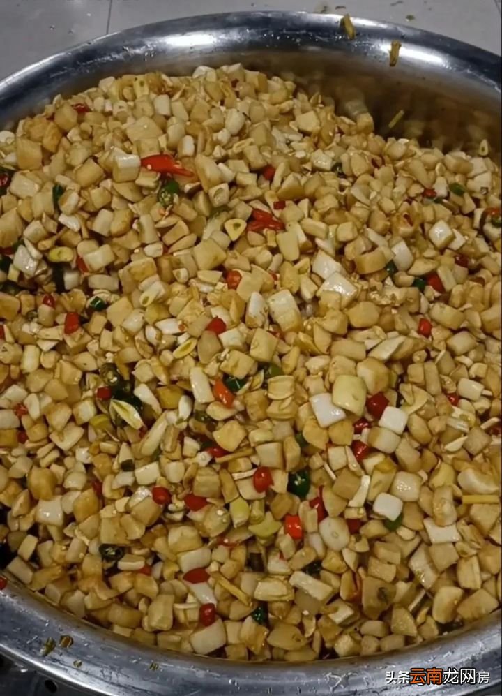 白萝卜咸菜的腌制方法 怎么淹小白萝卜咸菜好吃