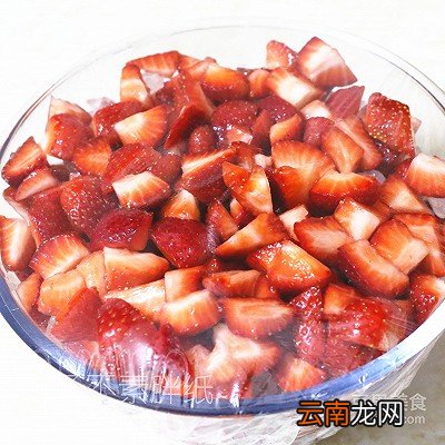 超详细自制草莓果酱 草莓酱怎么做