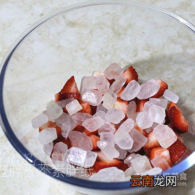 超详细自制草莓果酱 草莓酱怎么做