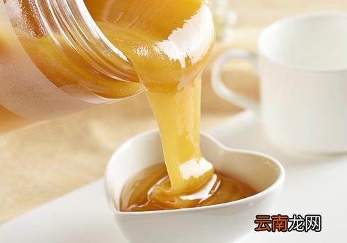 蜂蜜结晶有颗粒正常吗,蜂蜜结晶为什么是颗粒