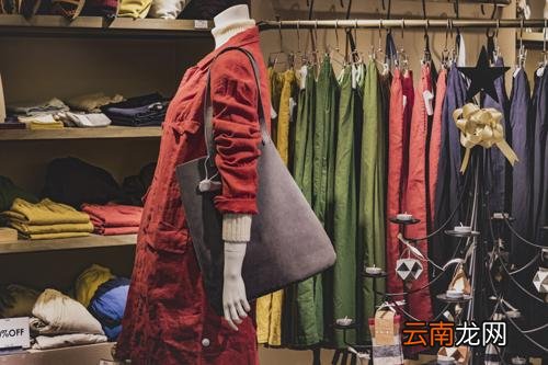 聚酯纤维料子显瘦吗,什么衣服最显瘦