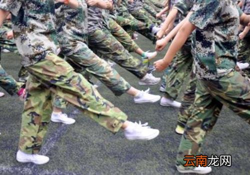高中军训必备物品清单女生,初中军训必备物品清单女生