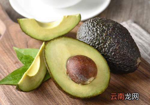 牛油果什么样的好吃 如何挑选成熟的牛油果